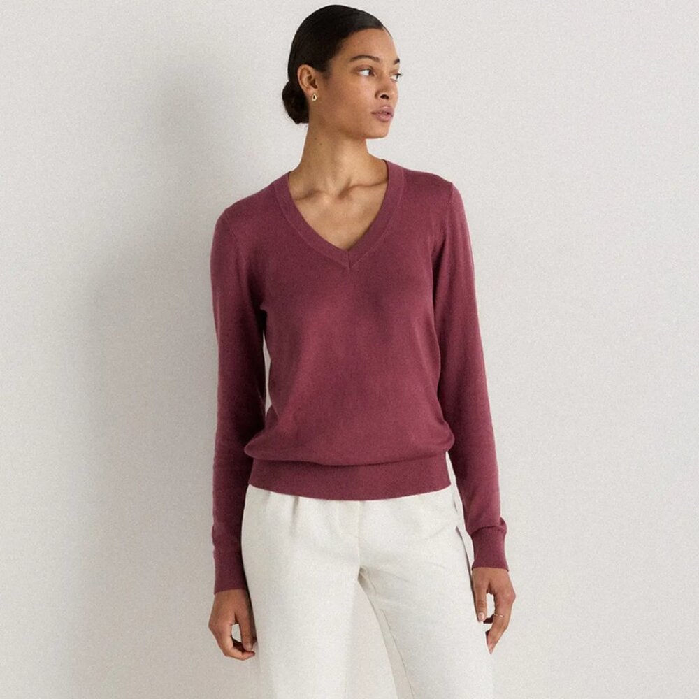 NWT Quince Lightweight Cotton Cashmere V-Neck Sweater, M, Crushed Berry Purple